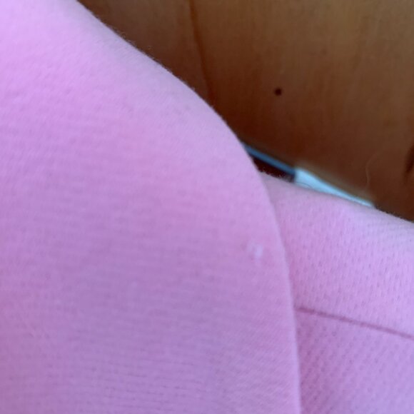 Beautiful light & bright pink blazer - Picture 4 of 6